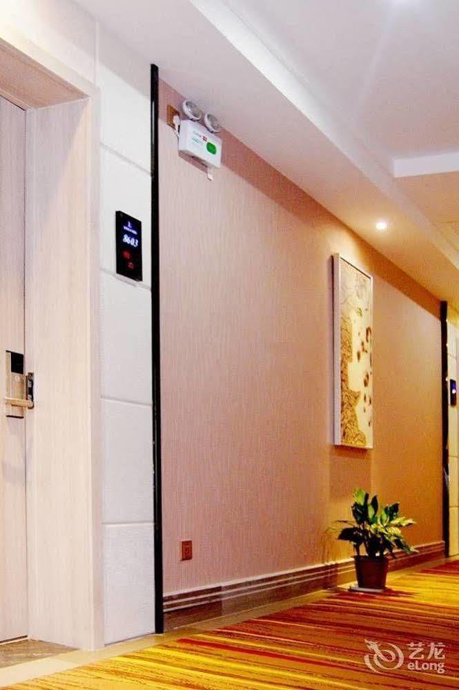 Xilaike Business Hotel 咸宁 外观 照片